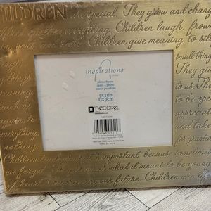 NEW in package metal inspirational picture frame with Messages of children.